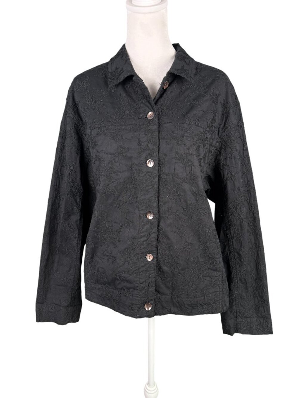 Chico's Design 2 L Lightweight Embroidered Black Button Up Jacket Long Sleeve